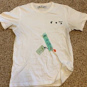 Off-White T-shirt